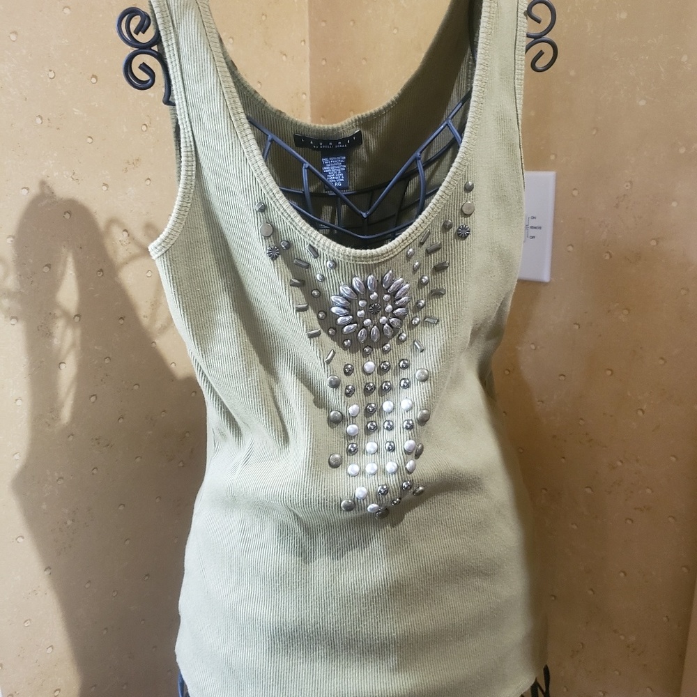 Tank top by Laundry by Shelli Segal